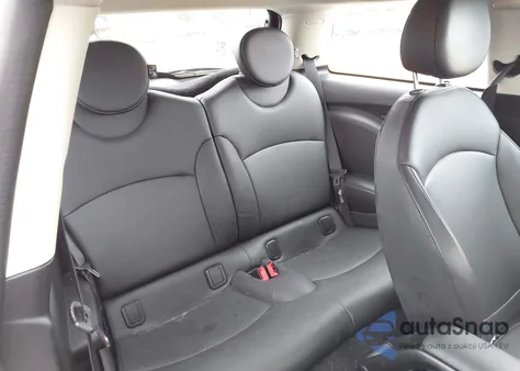 2011 Mini Cooper S z USA, uszkodzony, nr VIN WMWSV3C58BTY22871